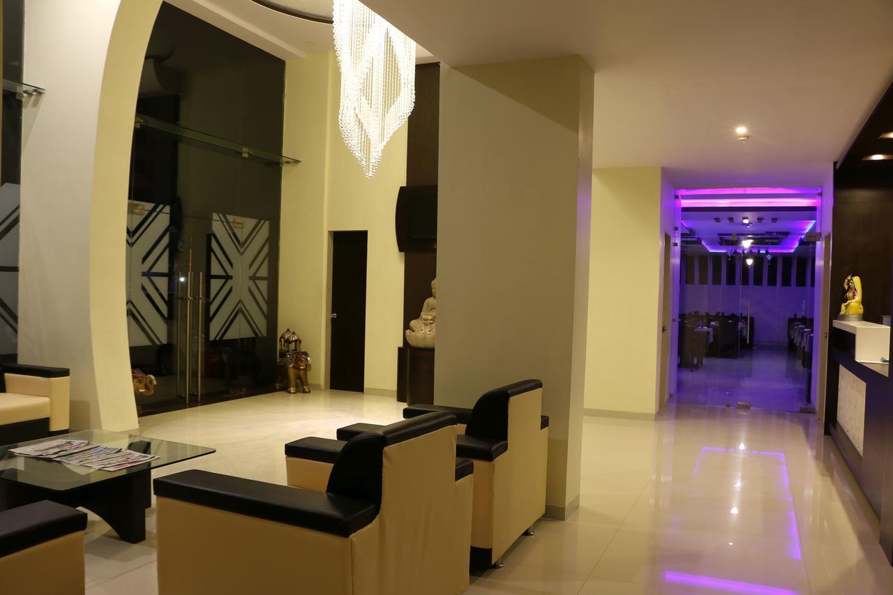 Hotel Reevanta Даман Экстерьер фото